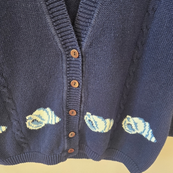 ​🌷 Pendleton Classic: Coastal Spring Sea Shell Cardigan - Picture 3 of 12